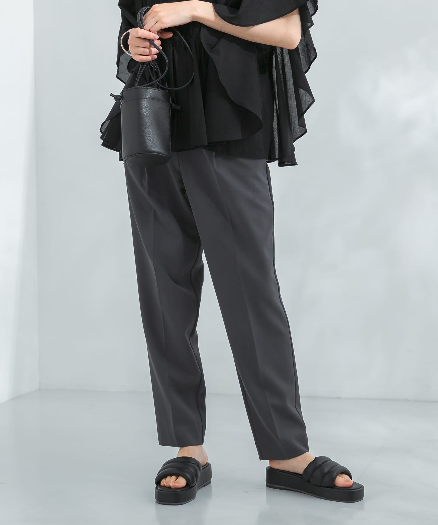  「illi　ワンタックスリムテーパードパンツ」|その他|