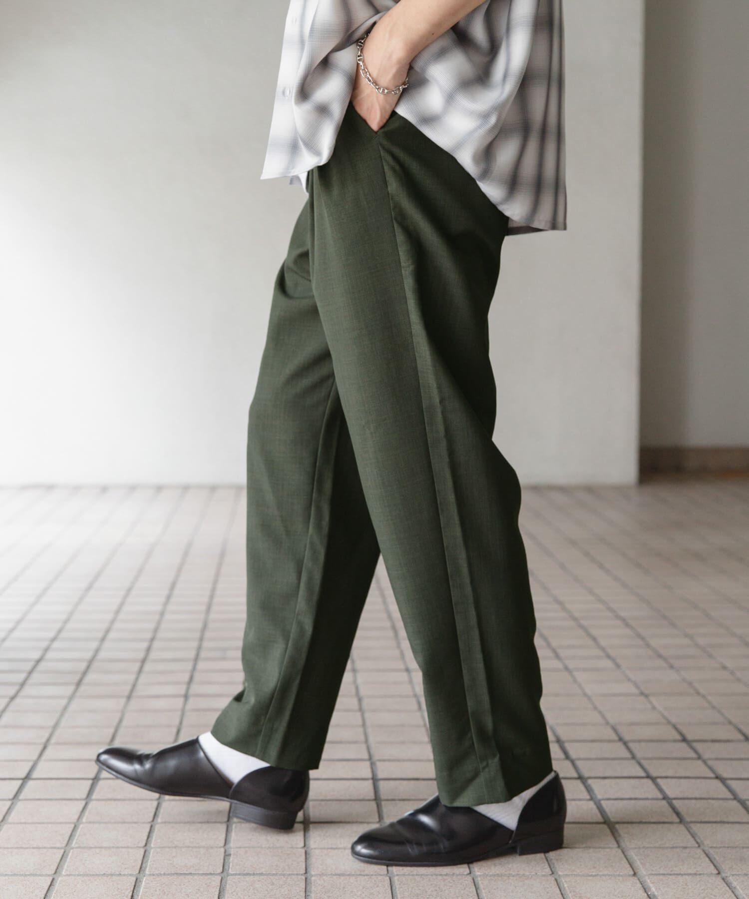 SENSE OF PLACE by URBAN RESEARCH「『速乾』クイックドライタックテーパードパンツ」|その他|