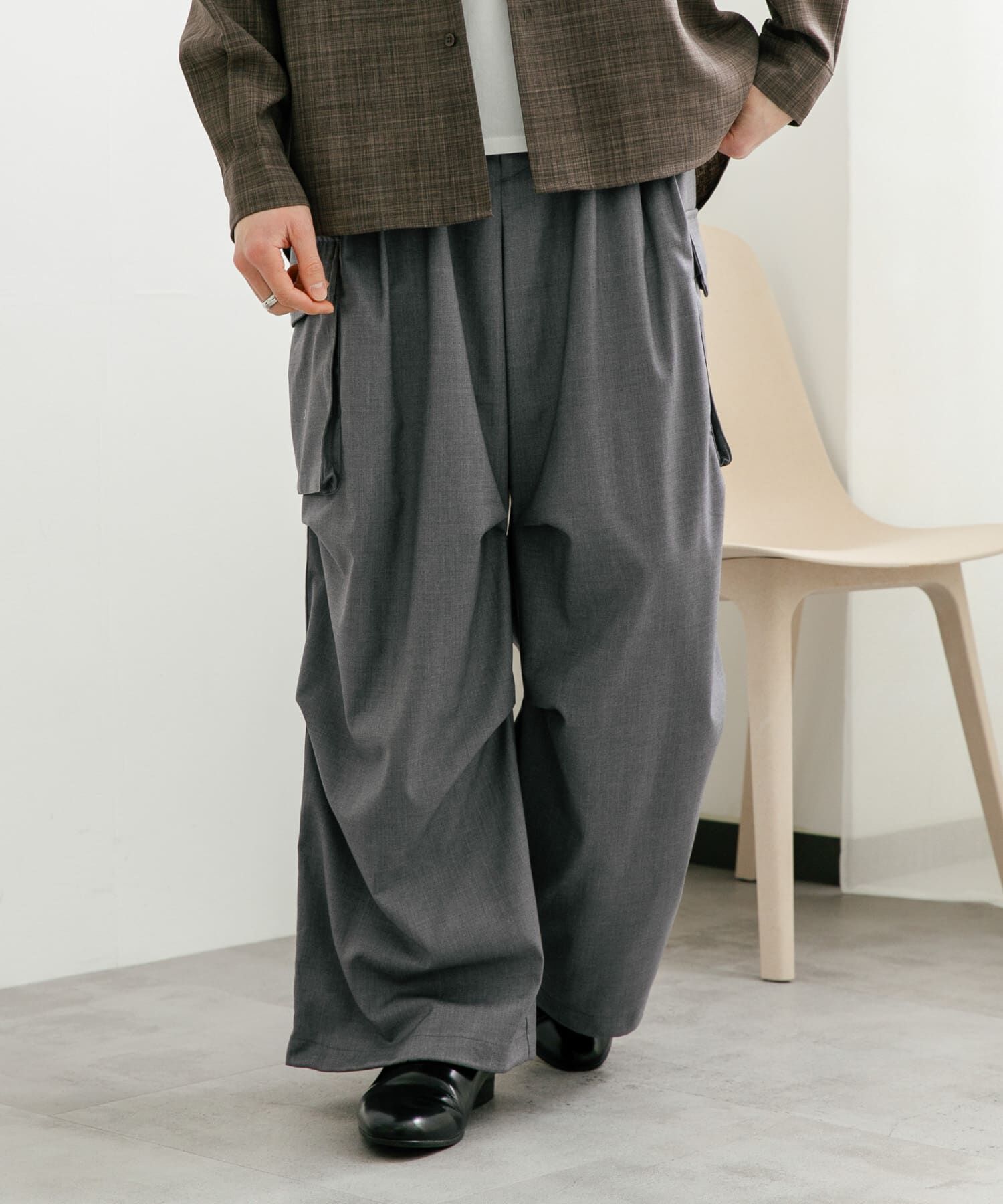 SENSE OF PLACE by URBAN RESEARCH「『ユニセックス』ワイドカーゴパンツ」|その他|