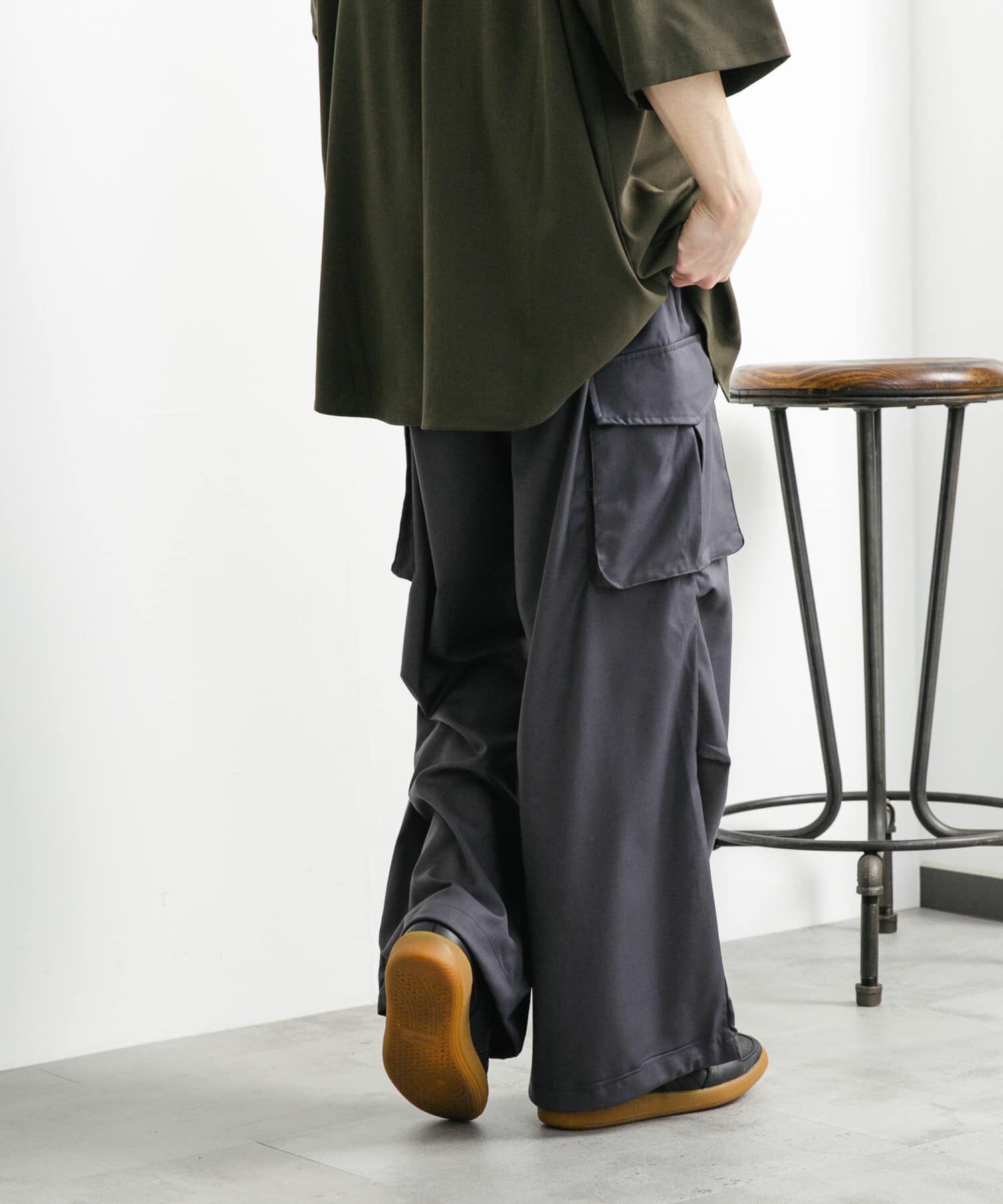 SENSE OF PLACE by URBAN RESEARCH「『ユニセックス』ワイドカーゴパンツ」|その他|