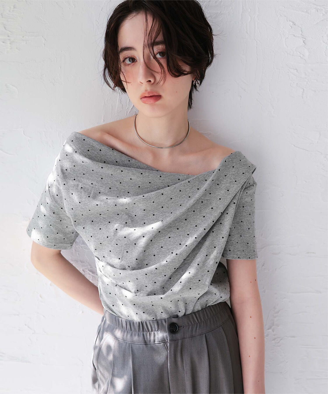 titivate「オフショルダーハーフスリーブTシャツ」|Tシャツ・カットソー|ドット2