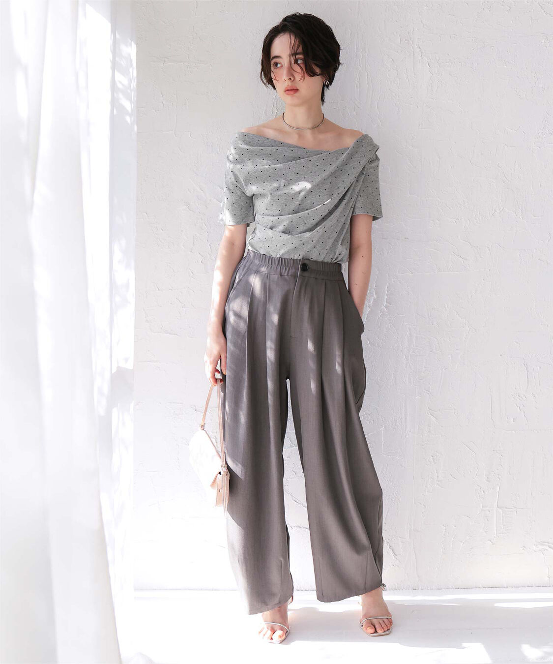 titivate「オフショルダーハーフスリーブTシャツ」|Tシャツ・カットソー|