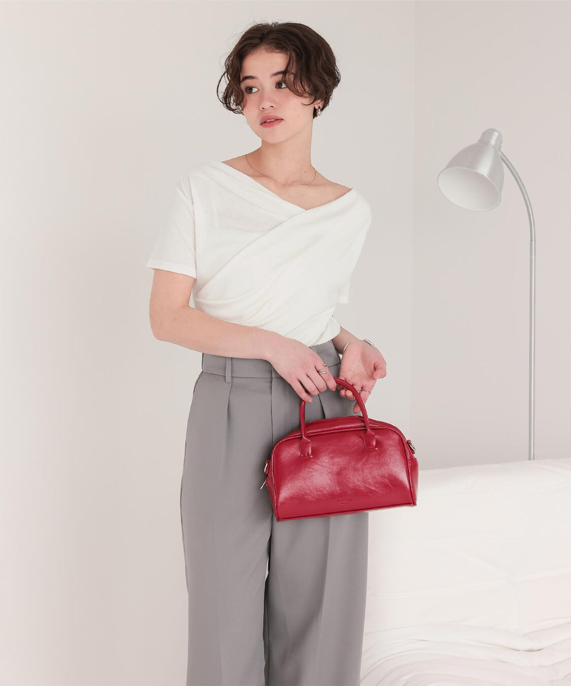 titivate「オフショルダーハーフスリーブTシャツ」|Tシャツ・カットソー|