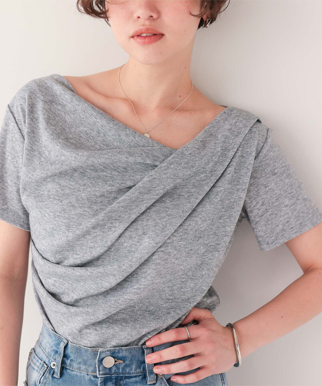 titivate「オフショルダーハーフスリーブTシャツ」|Tシャツ・カットソー|杢グレー