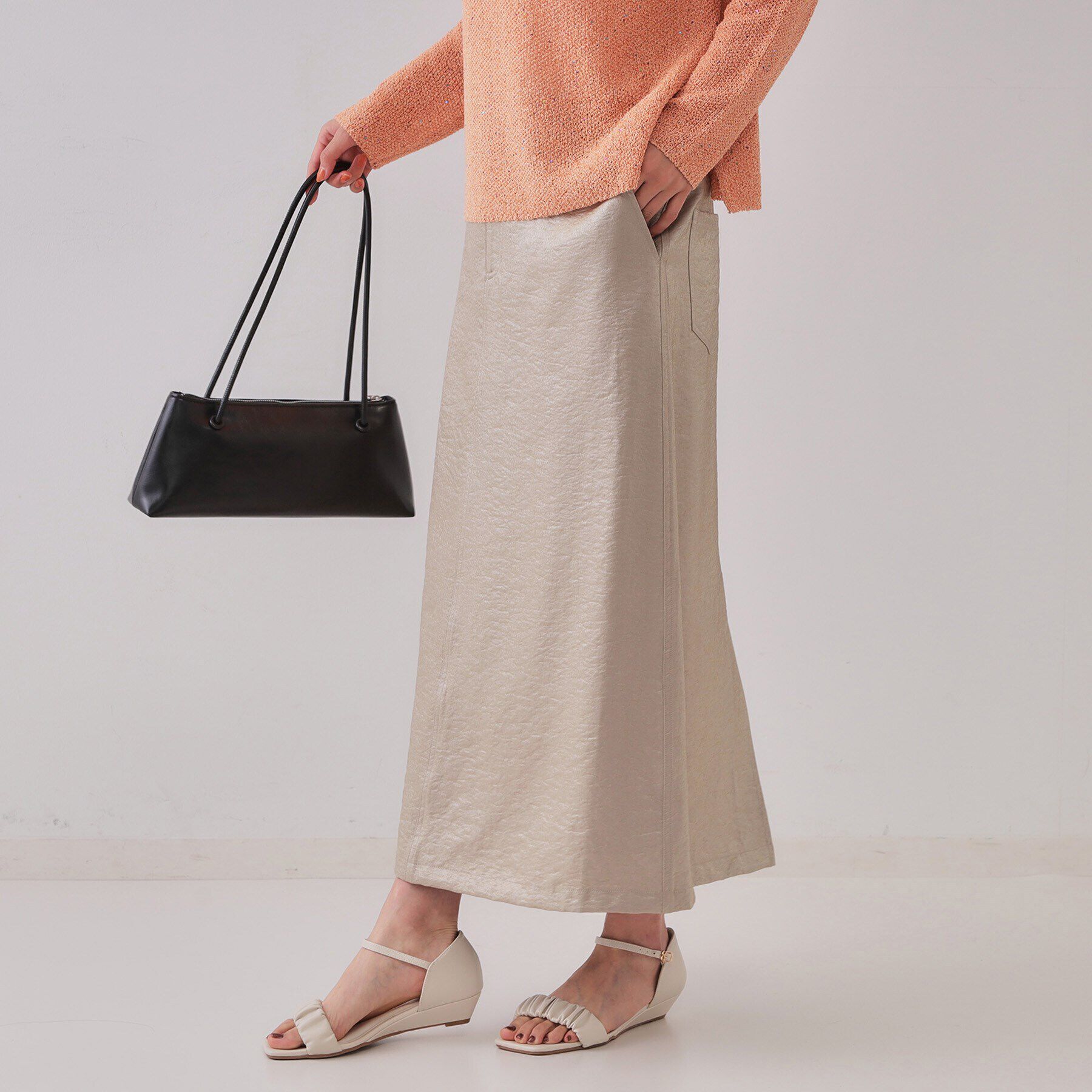 OPAQUE.CLIP「ラメAラインロングスカート【洗濯機洗い可】」|スカート|ベージュ(052)