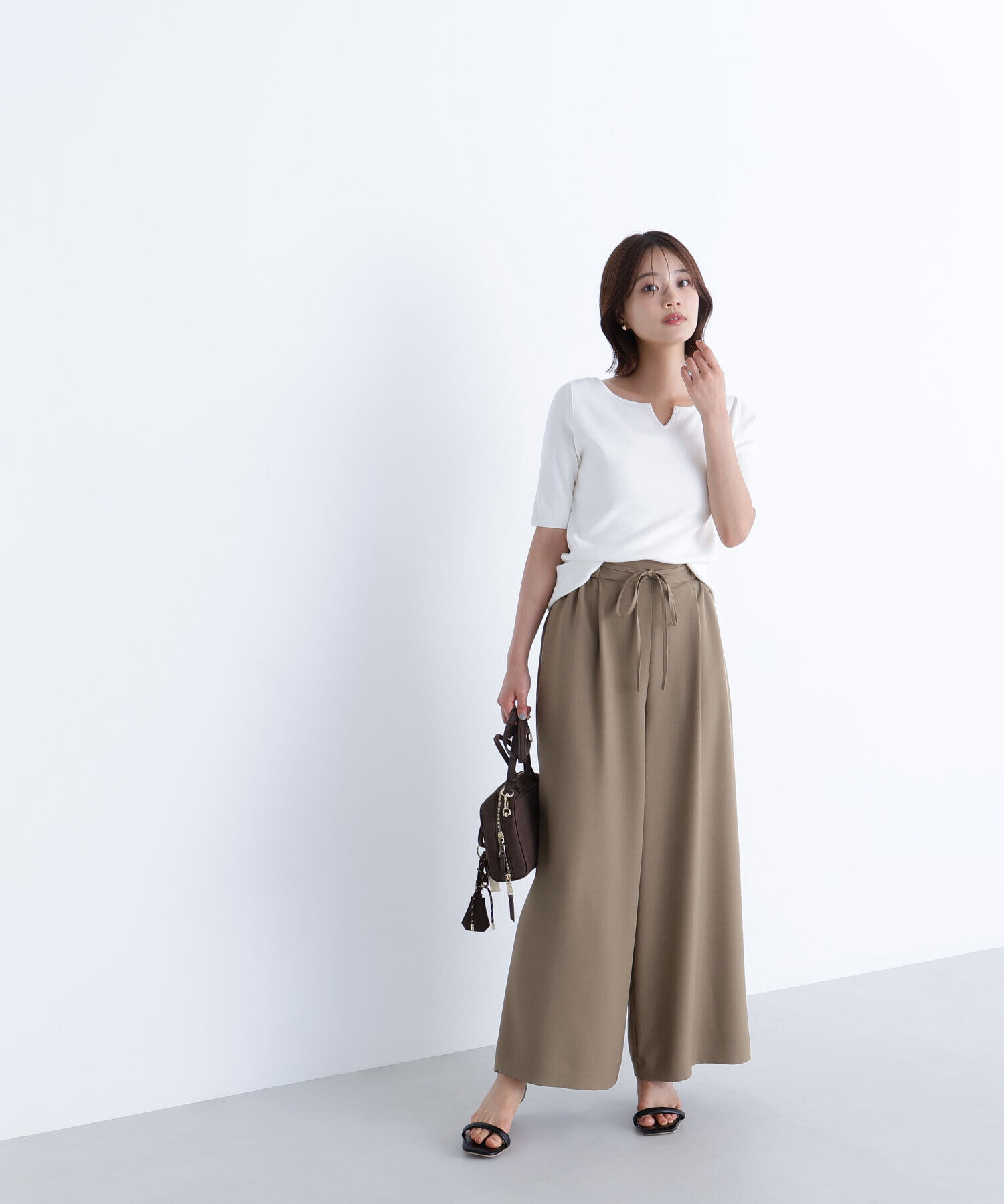  「総針ベーシックシリーズ キーネックニット」|ニット・セーター|