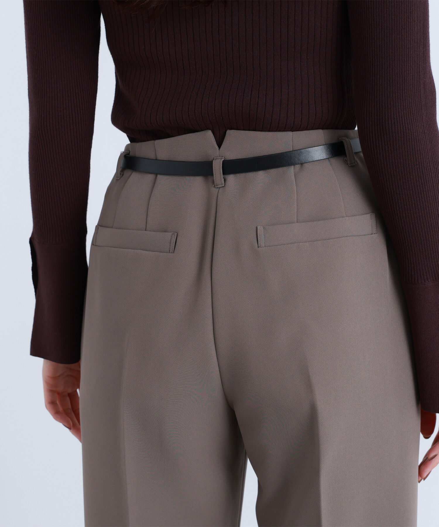  「＜骨格ストレート＞ベルト付スリムストレートパンツ」|その他|