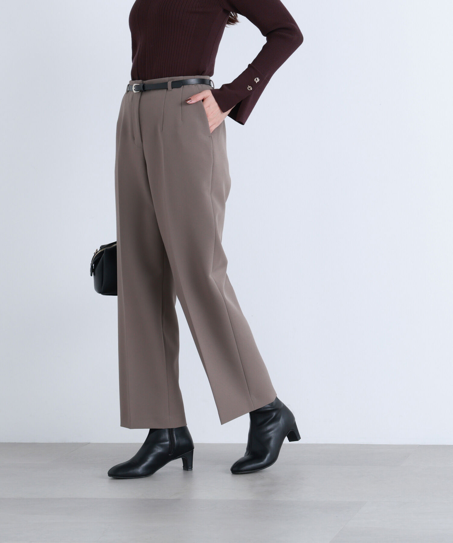  「＜骨格ストレート＞ベルト付スリムストレートパンツ」|その他|