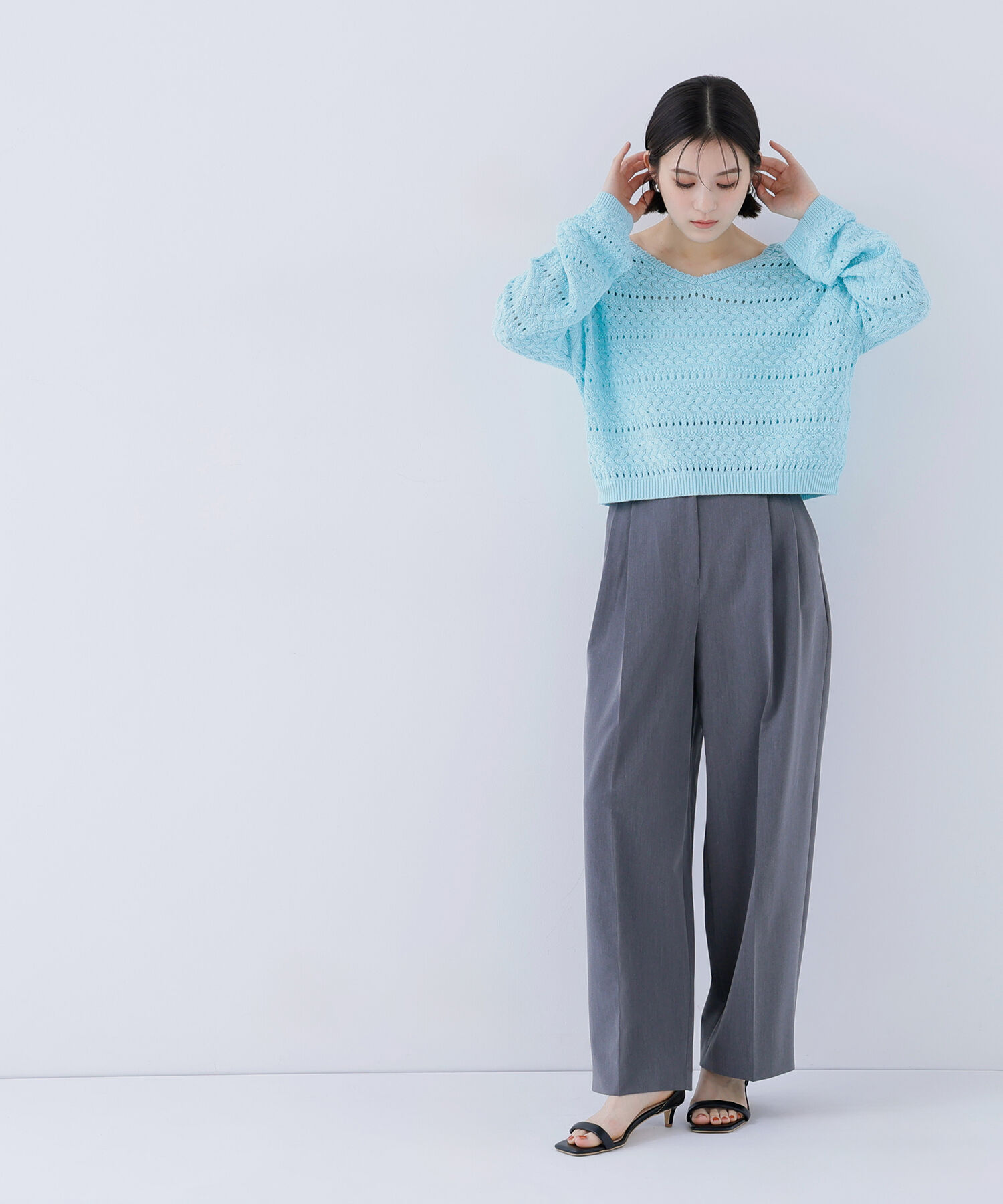  「Vネック透かし編みニット」|ニット・セーター|