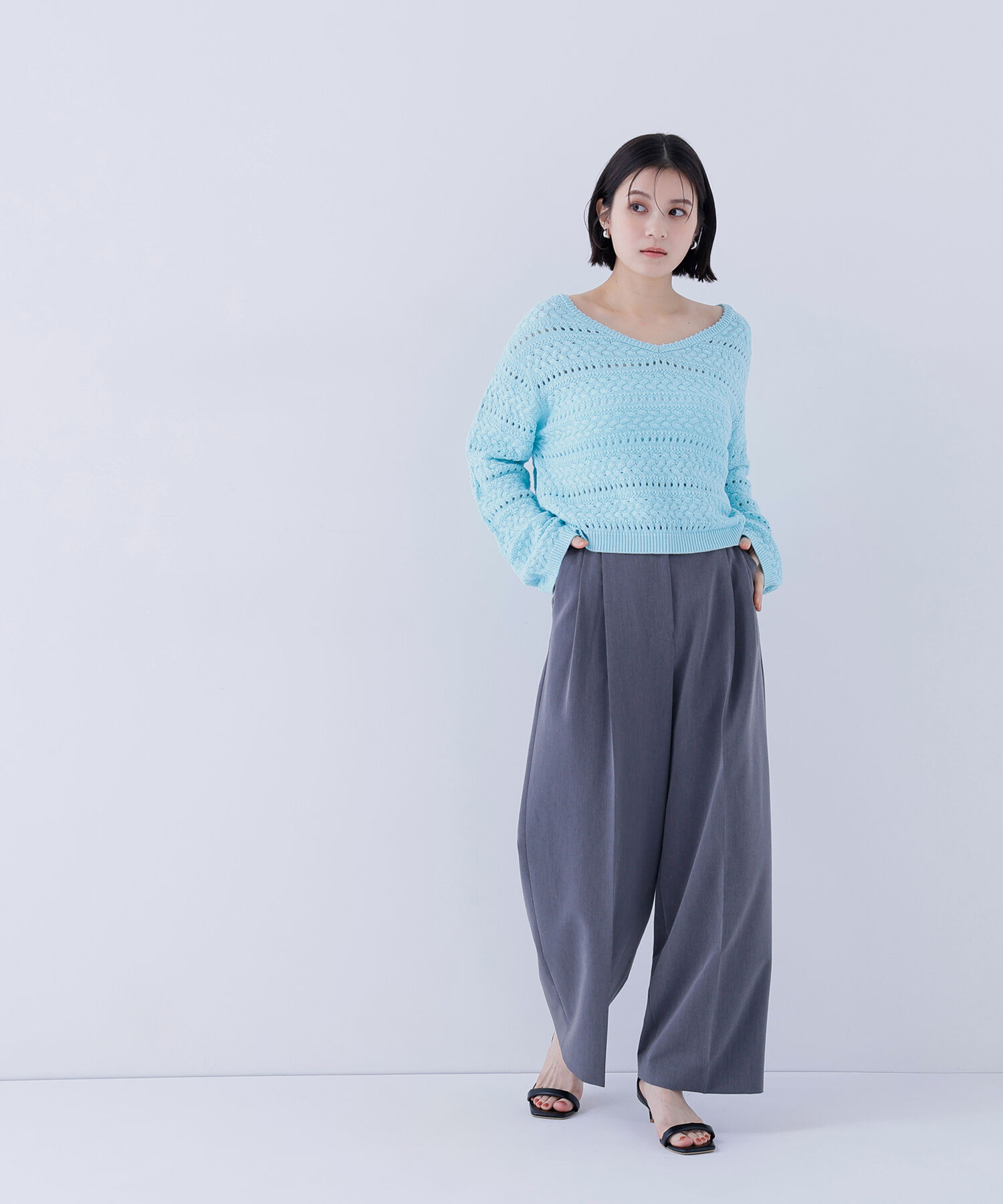  「Vネック透かし編みニット」|ニット・セーター|