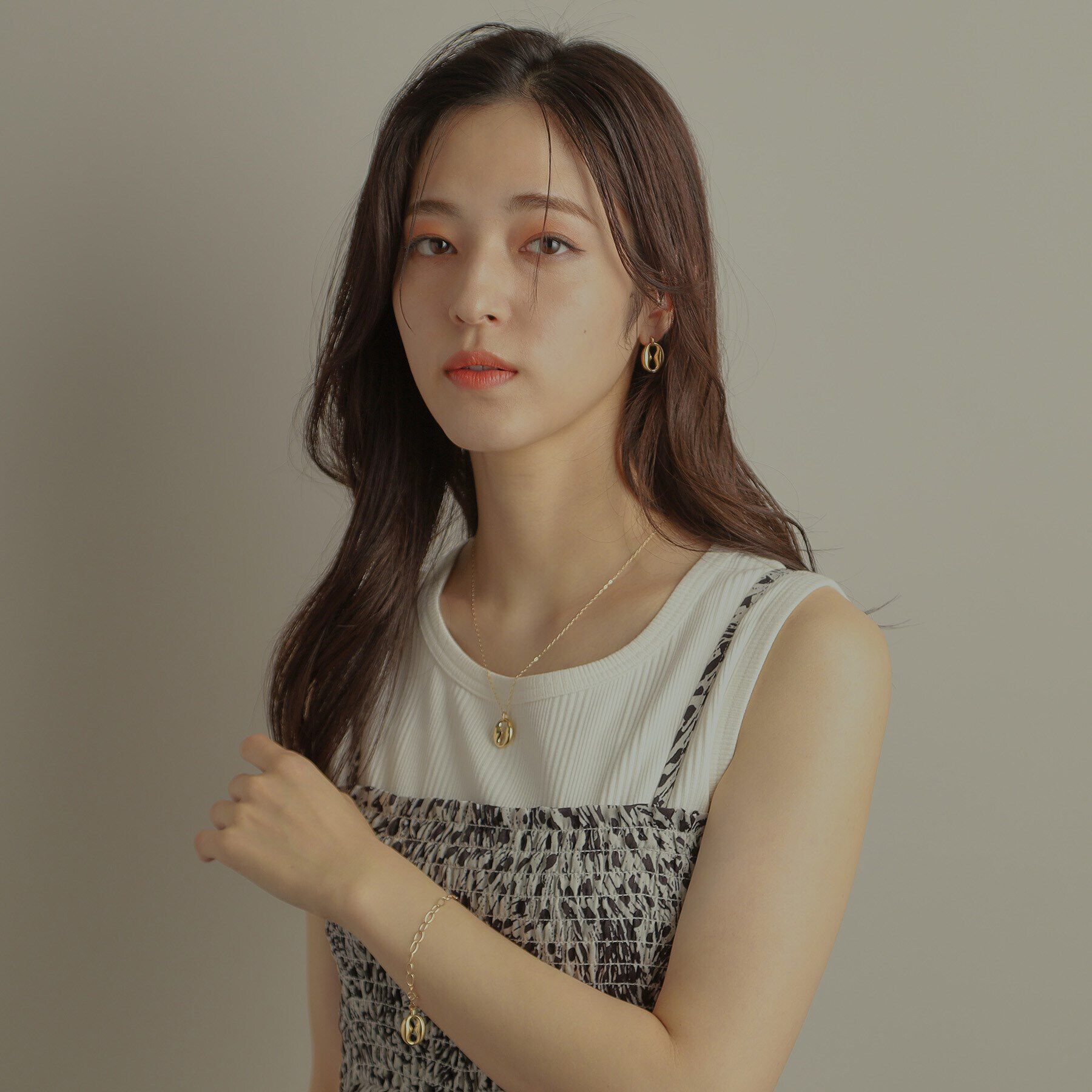 COCOSHNIK「K10中空マリンモチーフ スタッドピアス」|ピアス|