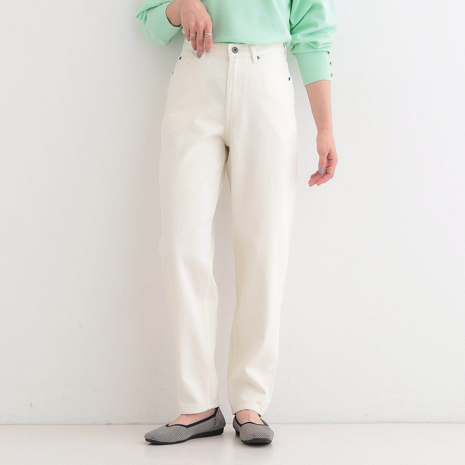 SHOO･LA･RUE「【SHOO・LA・RUE DENIM】大人のきれいめカジュアルに デニムテーパードパンツ」|デニム|