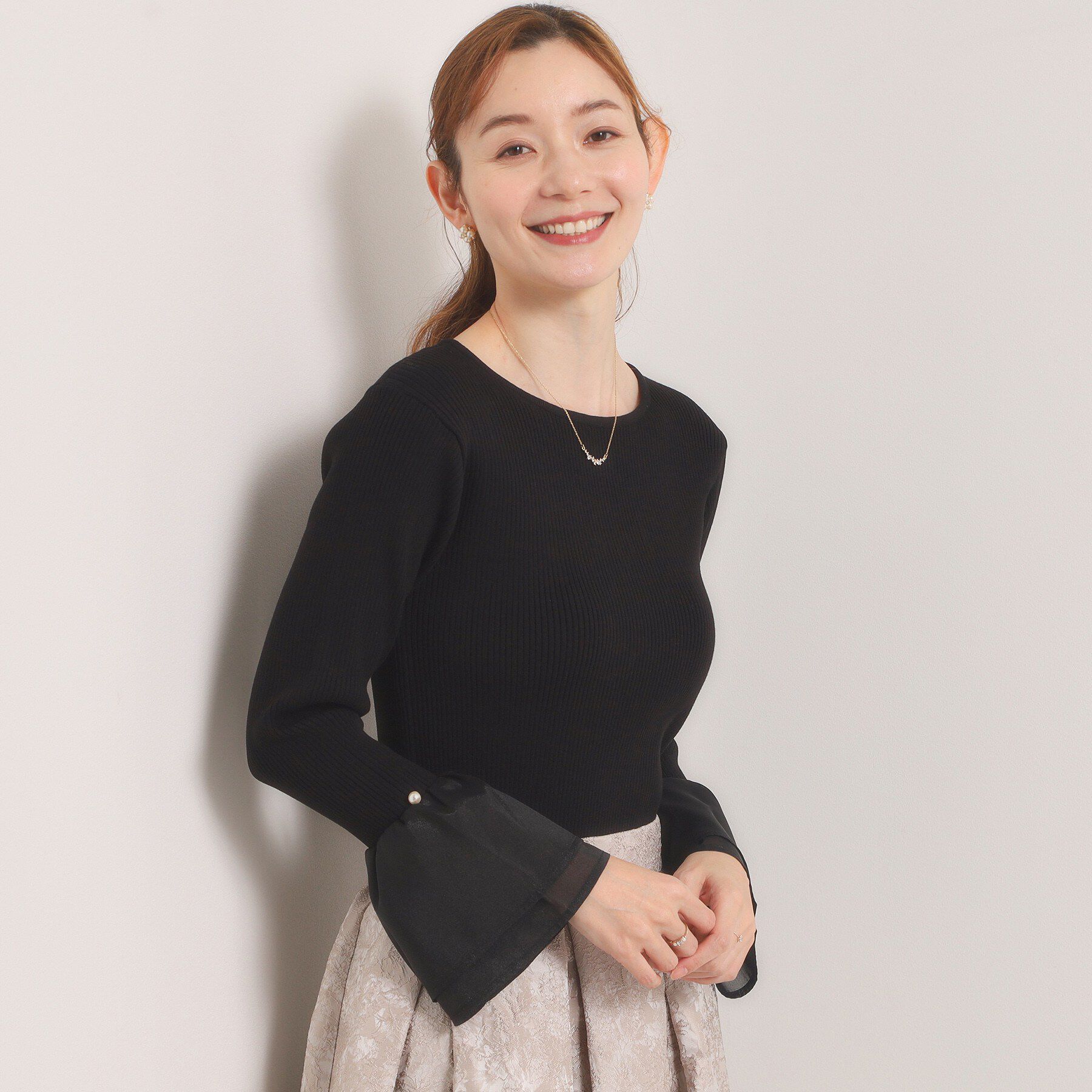 ITS&rsquo;DEMO「【手洗い可】袖口フリルリブニット」|ニット・セーター|ブラック(019)