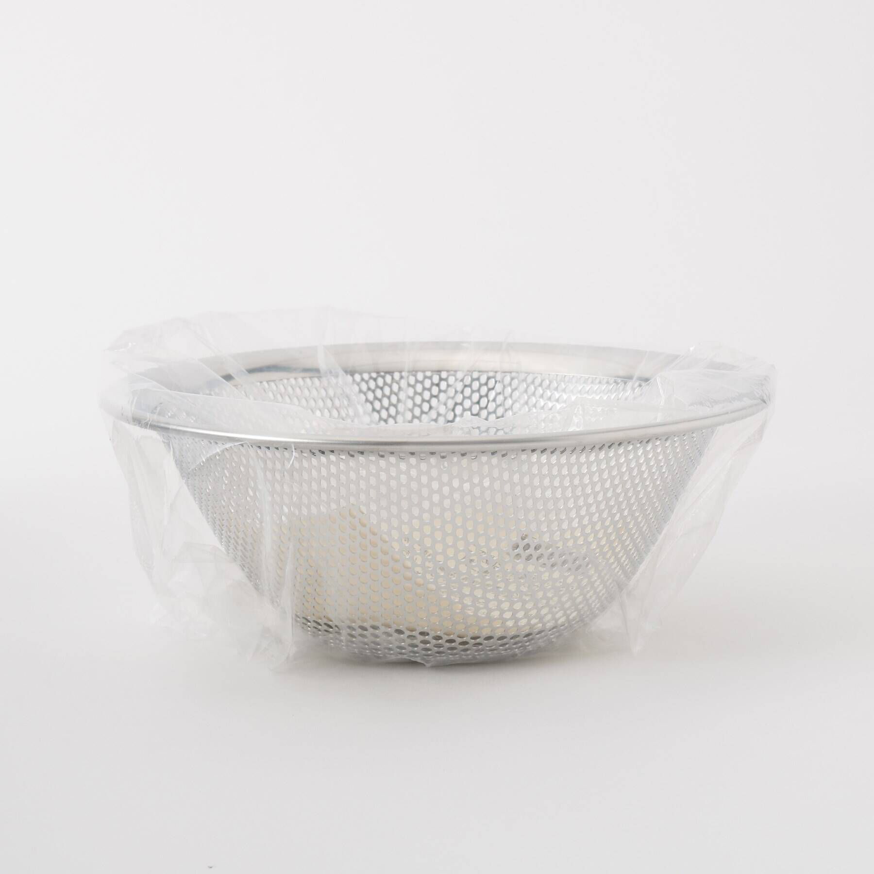 212 KITCHEN STORE「柳宗理 ステンレスパンチングストレーナー 16cm」|食器・キッチングッズ|