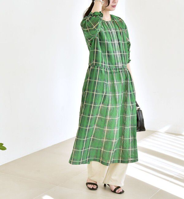 quaranciel「quaranciel:〈手洗い可能〉シアー チェック クルーネック ギャザー ワンピース」|ワンピース|
