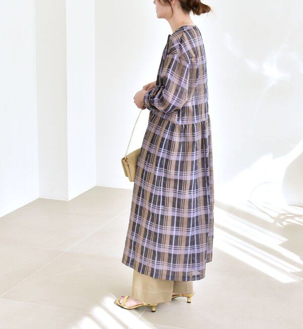 quaranciel「quaranciel:〈手洗い可能〉シアー チェック クルーネック ギャザー ワンピース」|ワンピース|