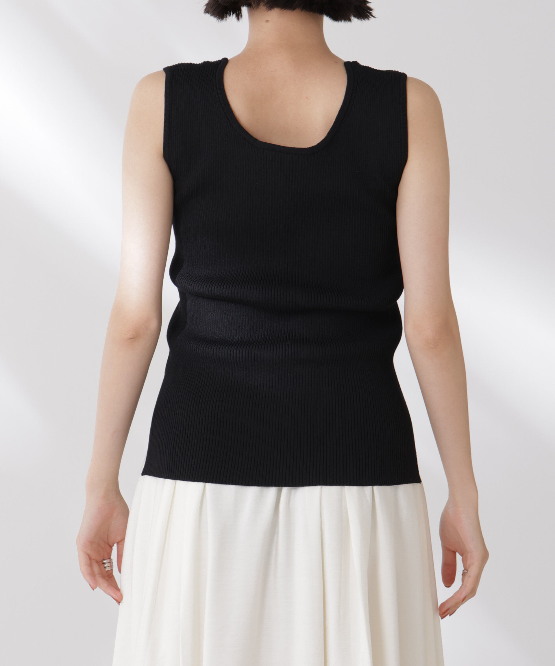 nano･universe「前後2wayスクエア＆クルーネックリブニットタンクトップ」|ニット・セーター|