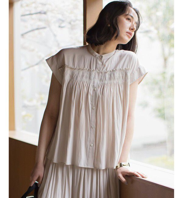 組曲「ギャザーライトデシンシャーリング ブラウス」|シャツ・ブラウス|アイボリー系