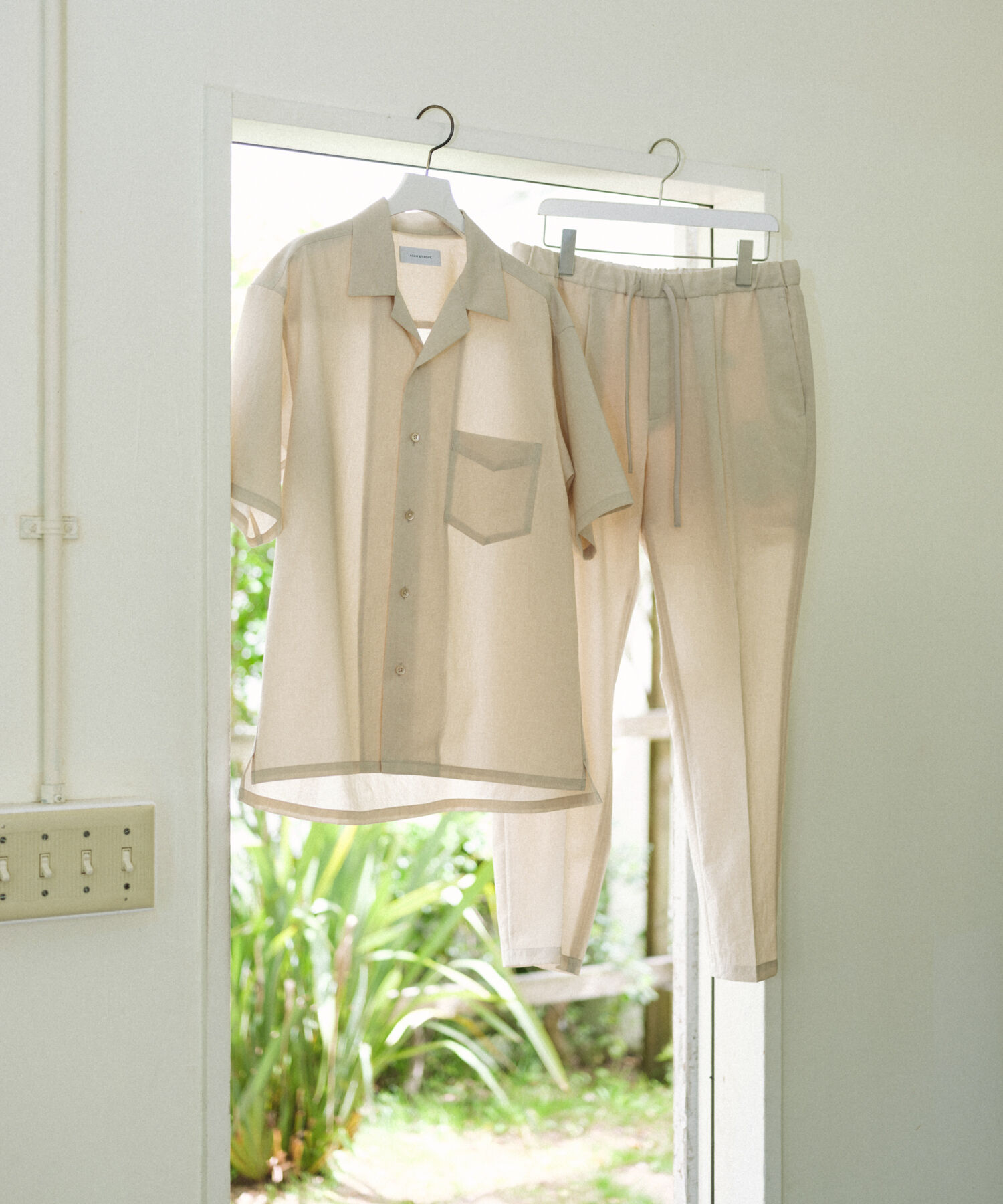 ADAM ET ROPE'「2点セット【RIRANCHA / リランチェ】セットアップ / オープンカラーシャツ&イージーパンツ / イージーケア 」|スーツ|