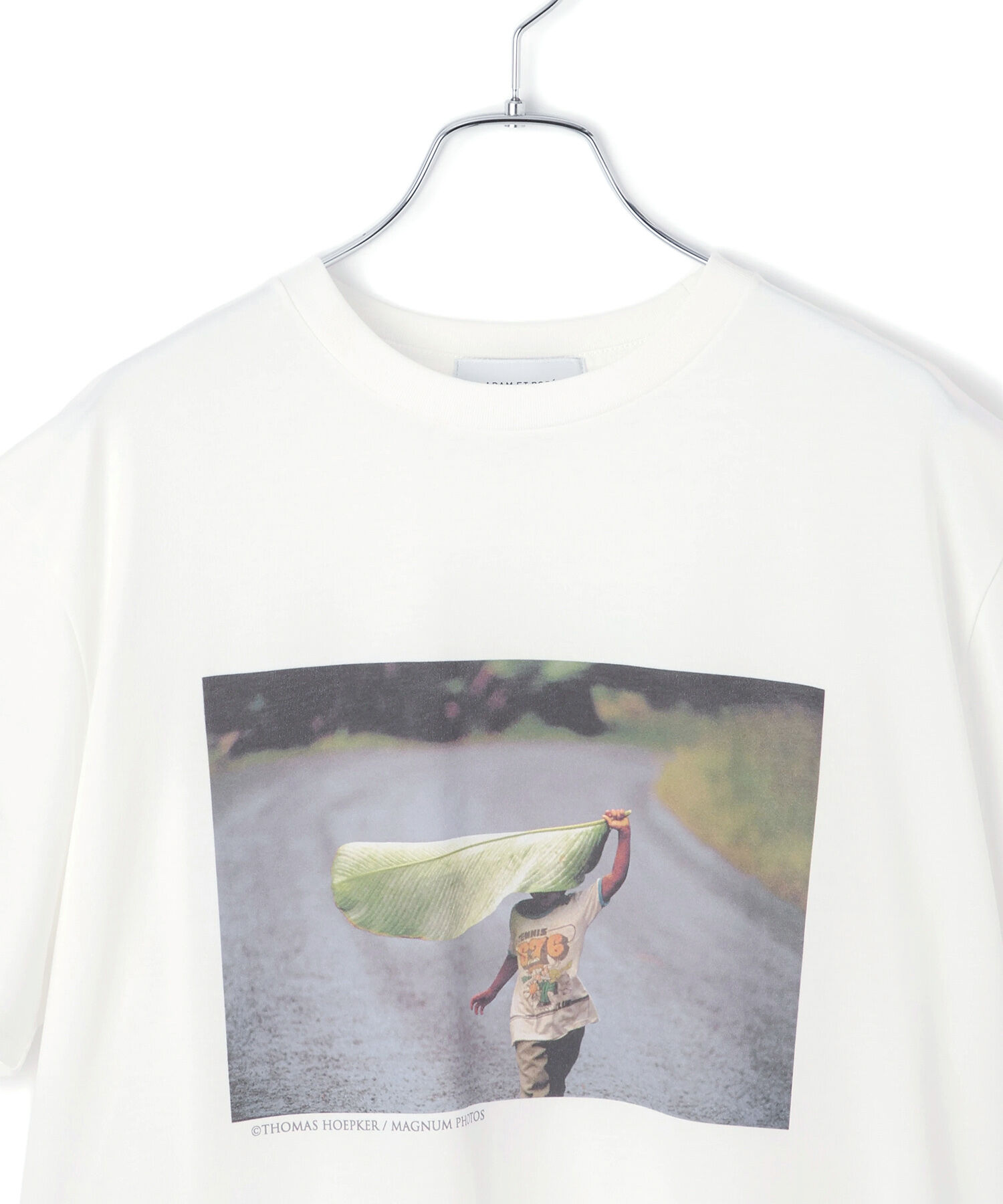 ADAM ET ROPE'「【撥水】MAGNUM PHOTOS TEE」|Tシャツ・カットソー|