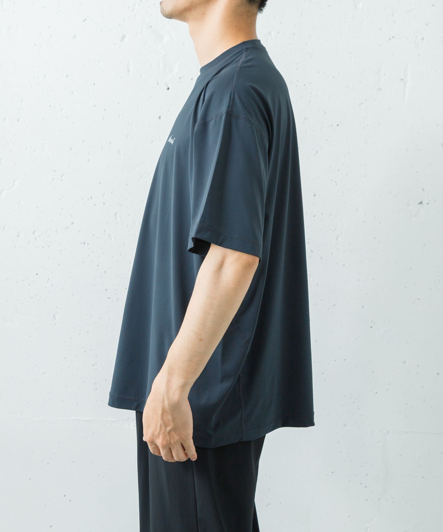 URBAN RESEARCH「『別注』NANGA&times;URBAN RESEARCH RASH GUARD SHORT-SLEEVE」|Tシャツ・カットソー|