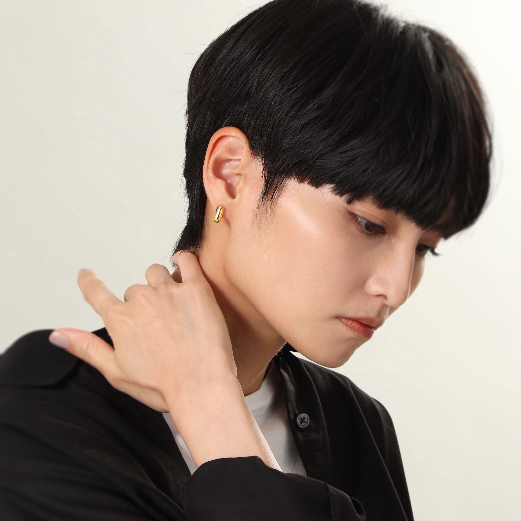 COCOSHNIK ONKITSCH「シルバー ハギーフープ スクエアピアス GP」|ピアス|