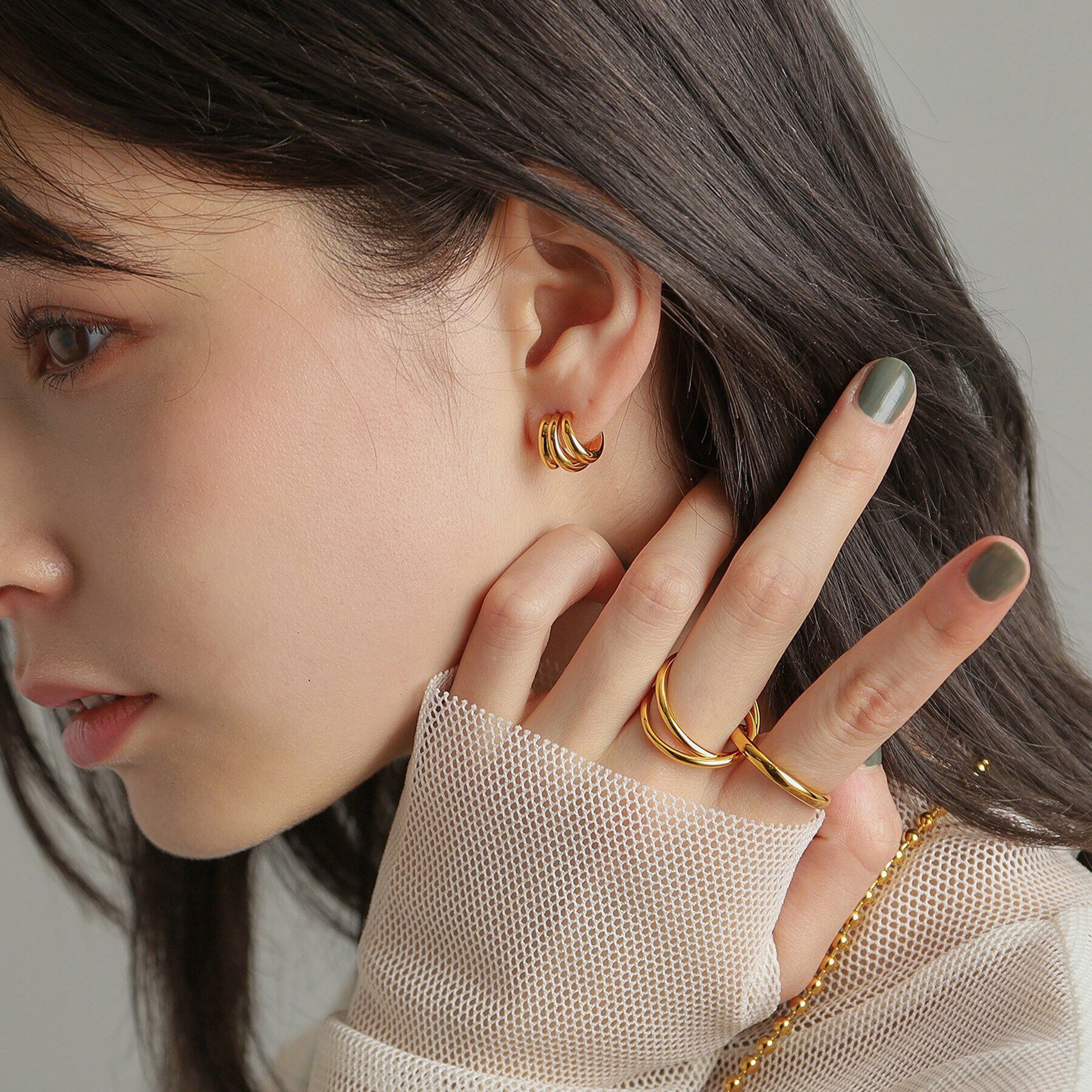 COCOSHNIK ONKITSCH「シルバー スモールフープ トリプルカーブピアス GP」|ピアス|