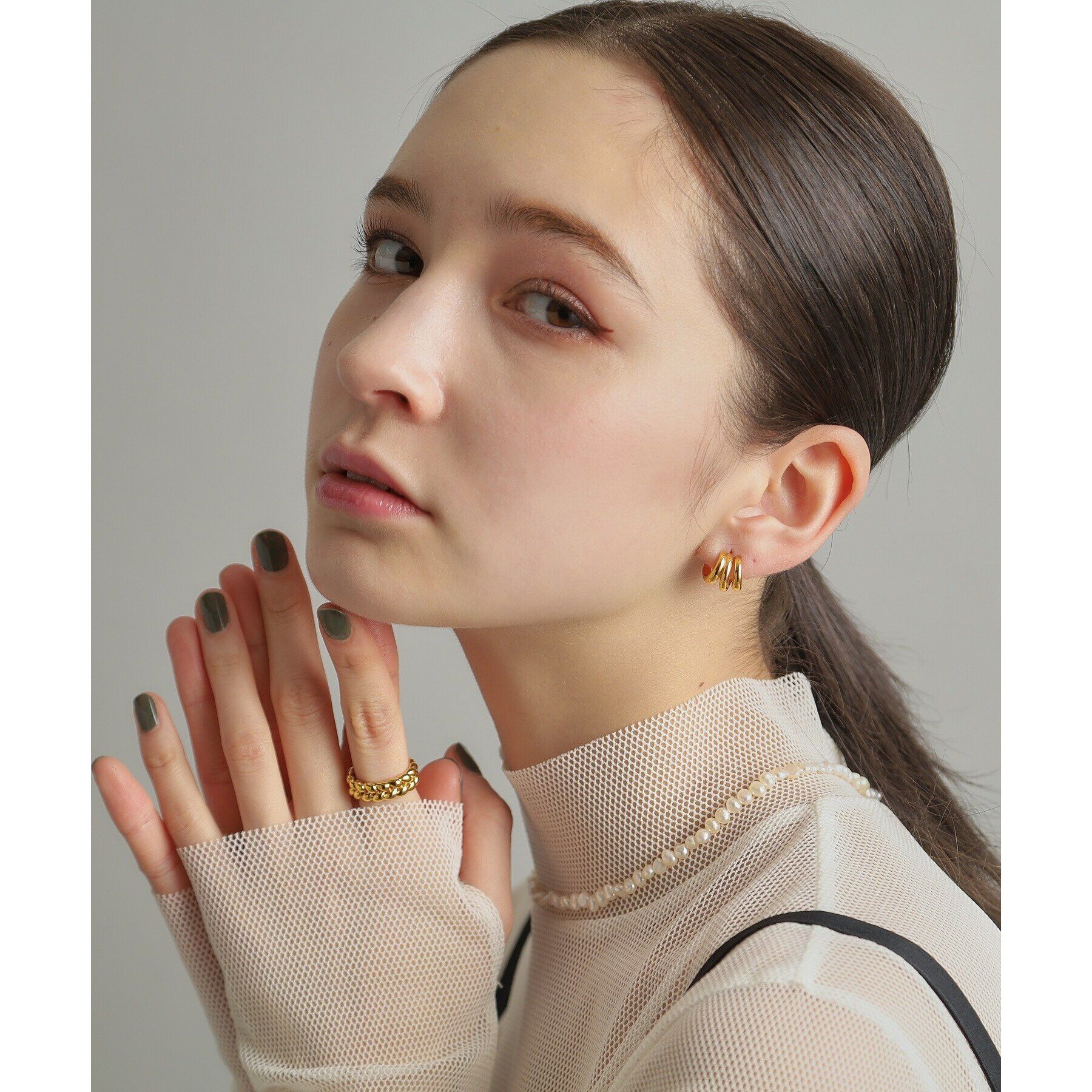 COCOSHNIK ONKITSCH「シルバー スモールフープ トリプルカーブピアス GP」|ピアス|