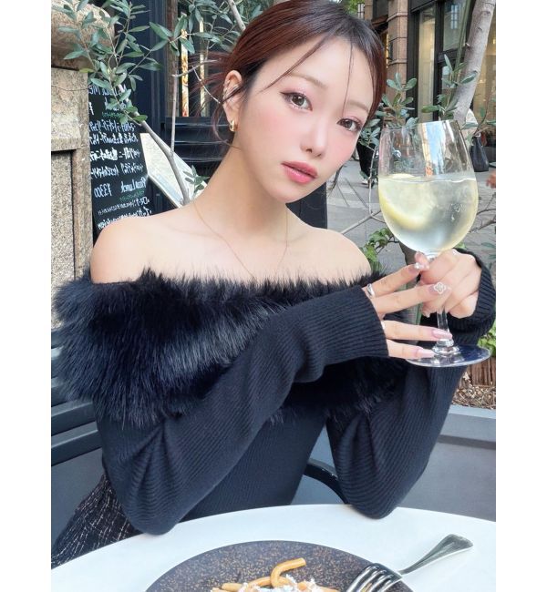 RESEXXY「フェイクファーオフショルニットトップス」|ニット・セーター|