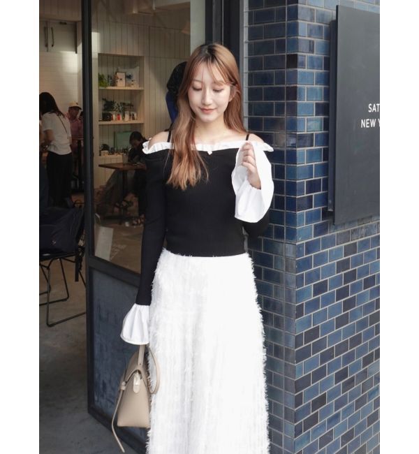 MERCURYDUO「異素材フリルオフショルリブニット」|ニット・セーター|