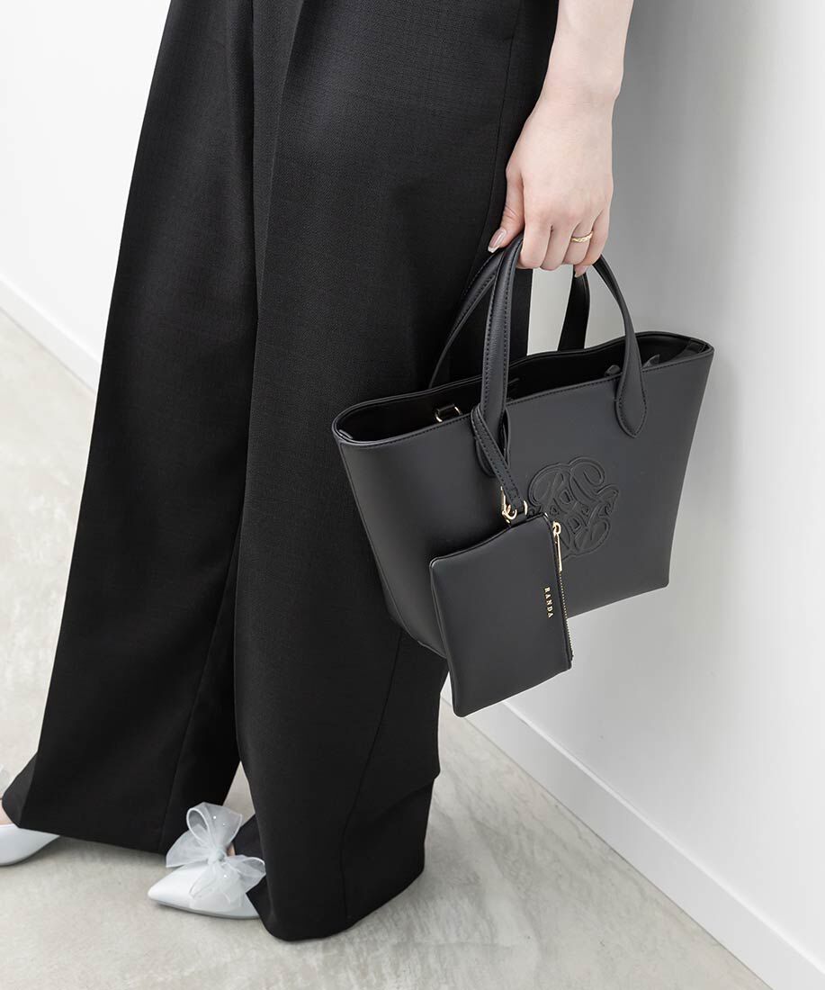  「2WAY ポーチ付きモノグラムエンボストートバッグ」|トートバッグ|