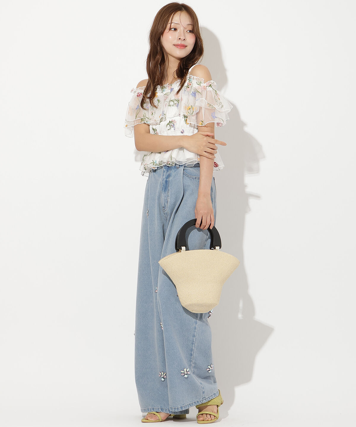 アンドクチュール「ビジュータックデニムパンツ」|デニム|