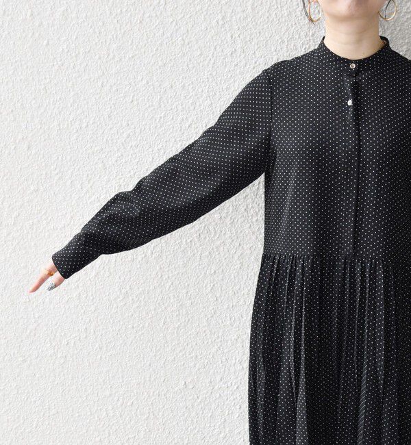 SHIPS any「《追加予約》SHIPS any:〈手洗い可能〉ドット バンドカラー プリーツ ロング ワンピース」|ワンピース|