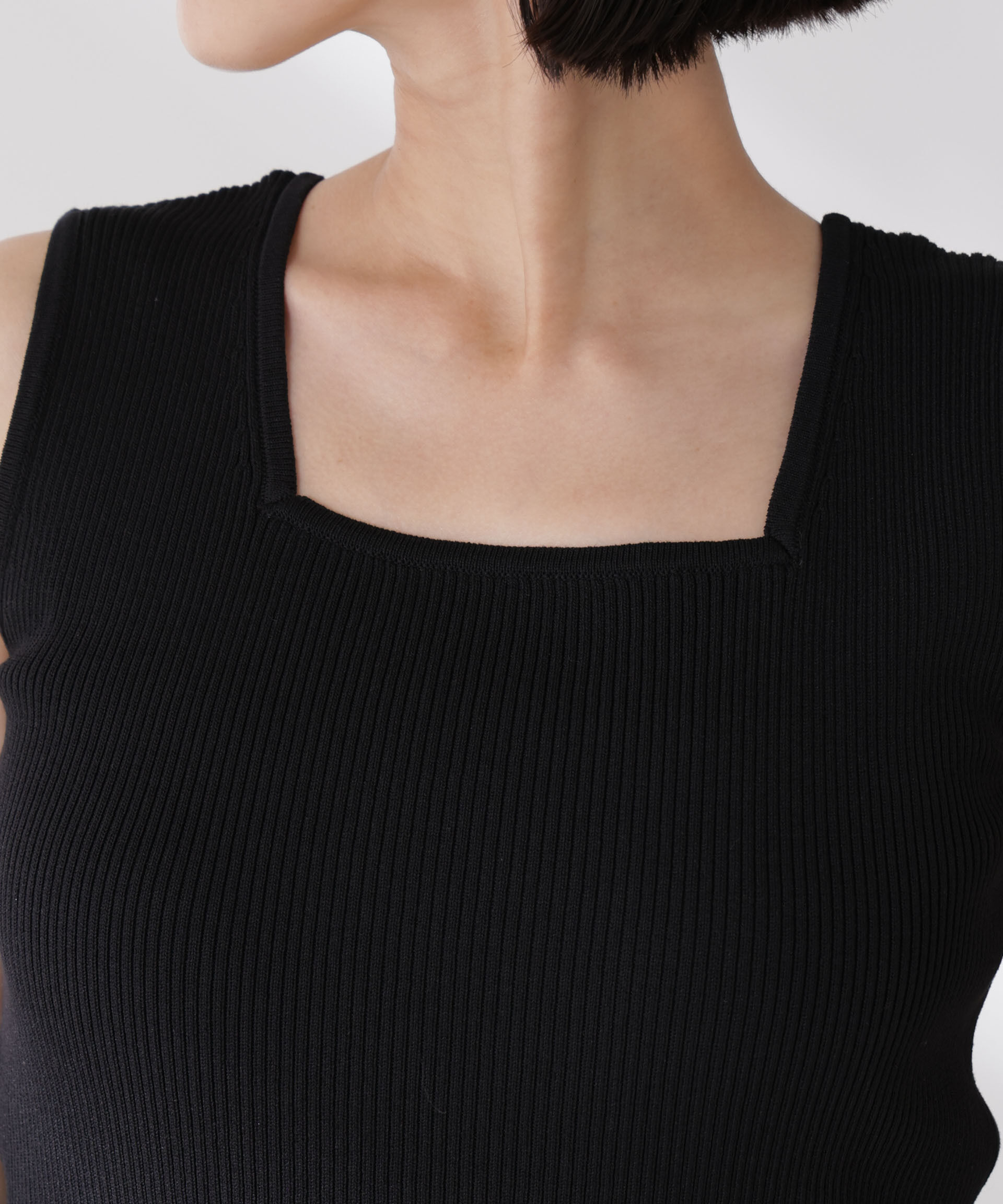 nano･universe「前後2wayスクエア＆クルーネックリブニットタンクトップ」|ニット・セーター|