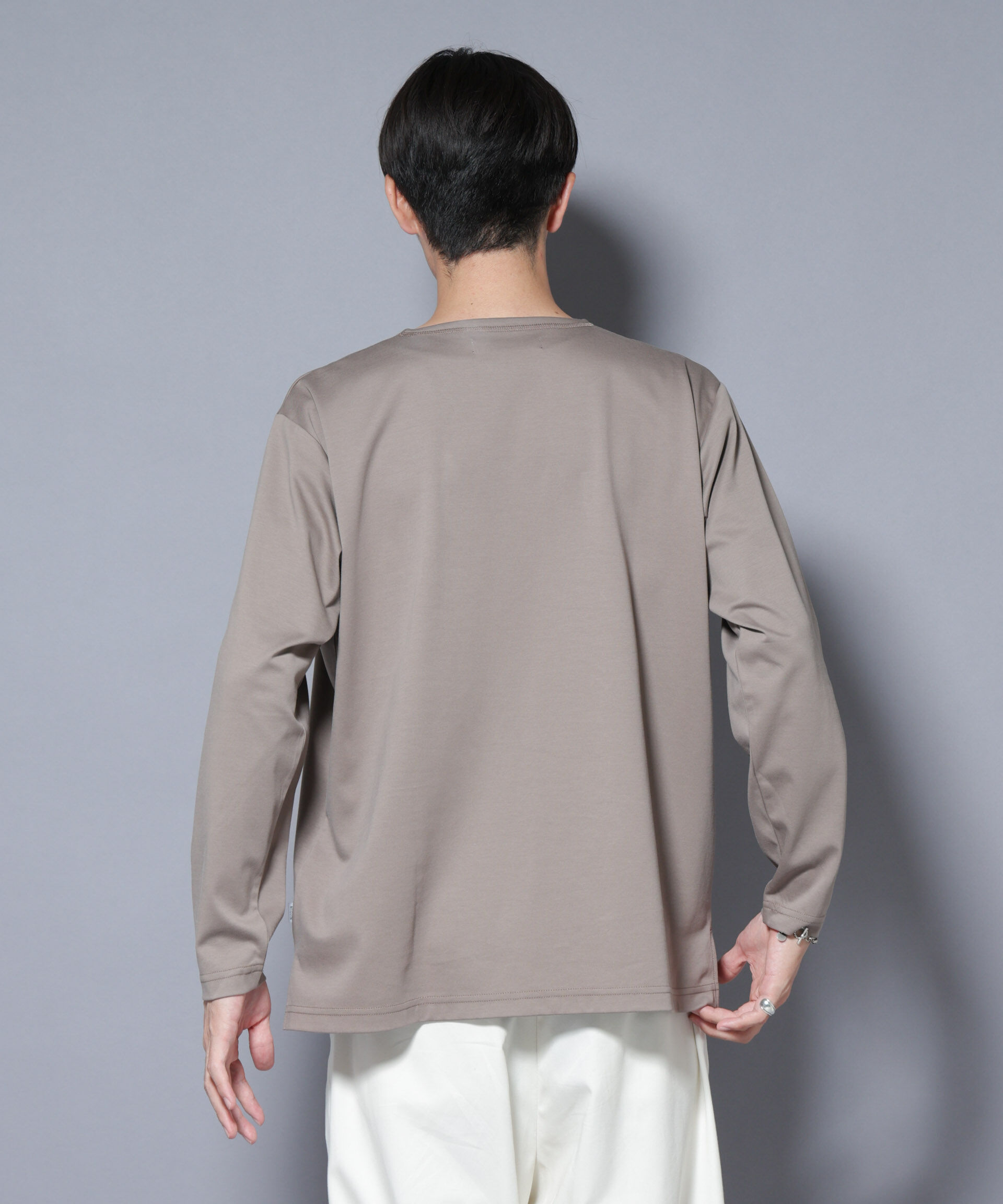 nano･universe「｢NJ/CLUB｣モクロディ ボートネック サイドスリットTシャツ」|Tシャツ・カットソー|