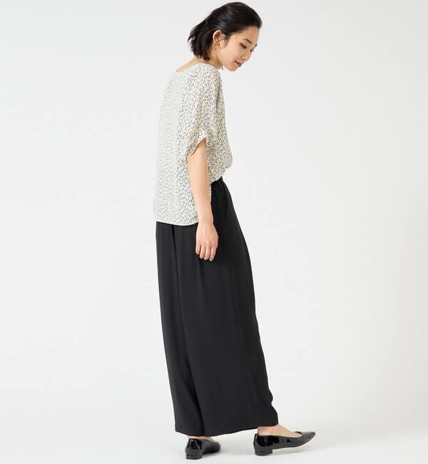 TIARA「モノトーンリーフプリントドルマンブラウス」|シャツ・ブラウス|