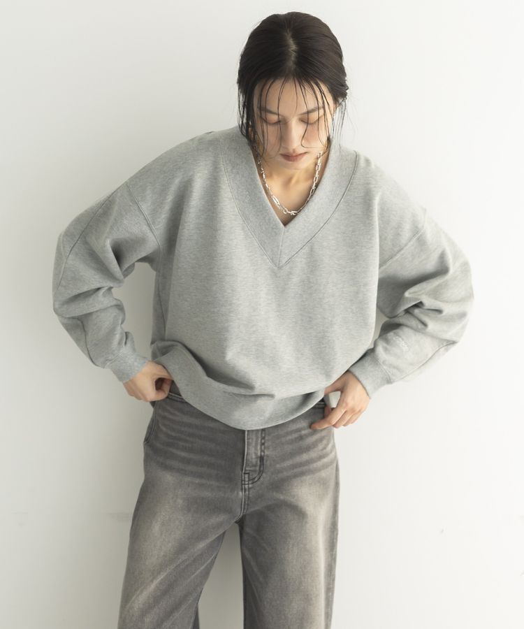 GARAGE OF GOOD CLOTHING「【日本製】ELIZABETH Vネックロゴプルオーバー」|Tシャツ・カットソー|