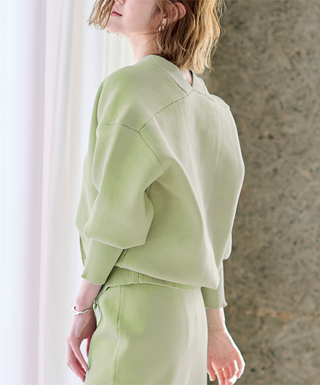 ur's「スポンディッシュVネックニットカーディガン」|ニット・セーター|