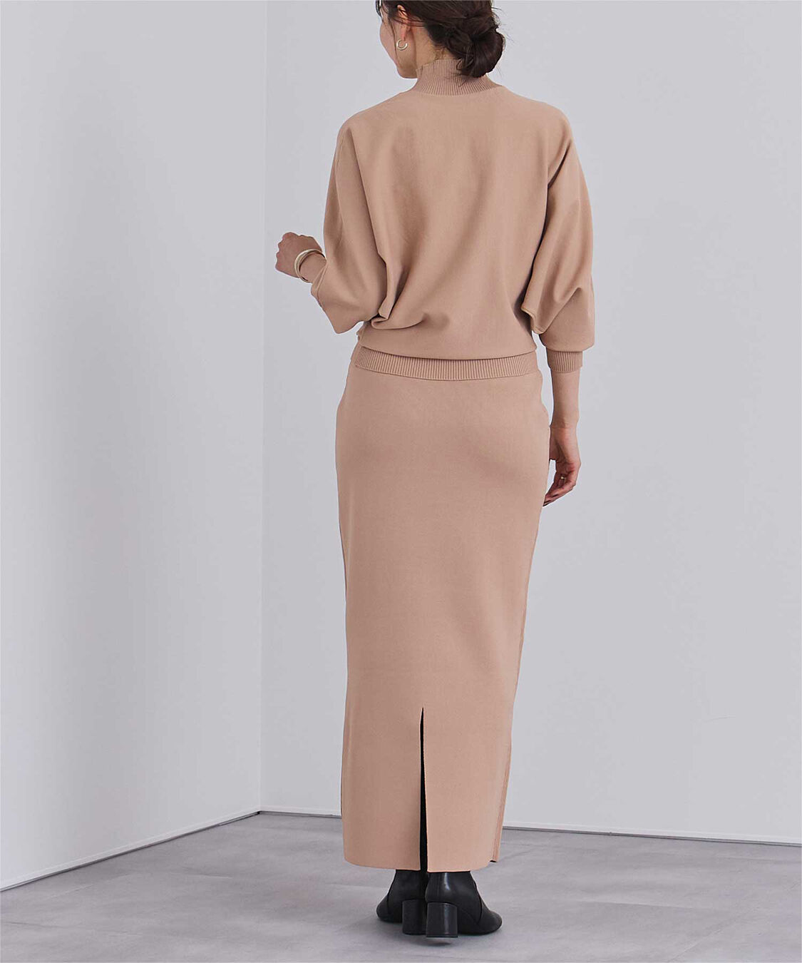 ur's「スポンディッシュ美シルエットニットタイトスカート」|スカート|