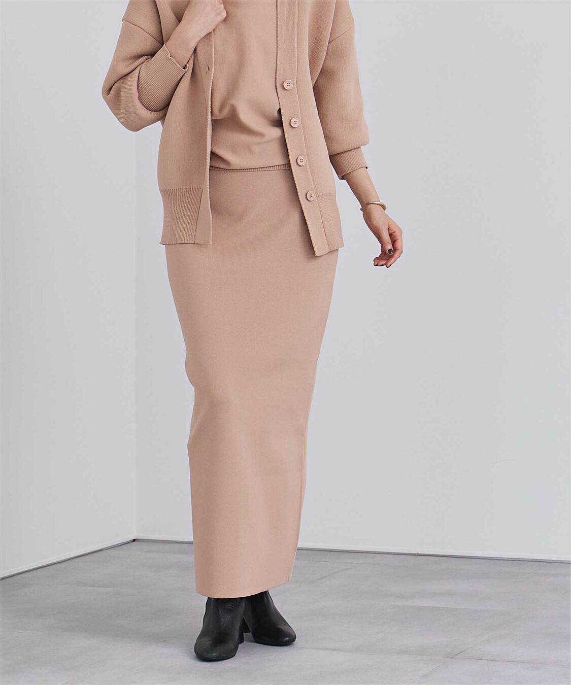 ur's「スポンディッシュ美シルエットニットタイトスカート」|スカート|