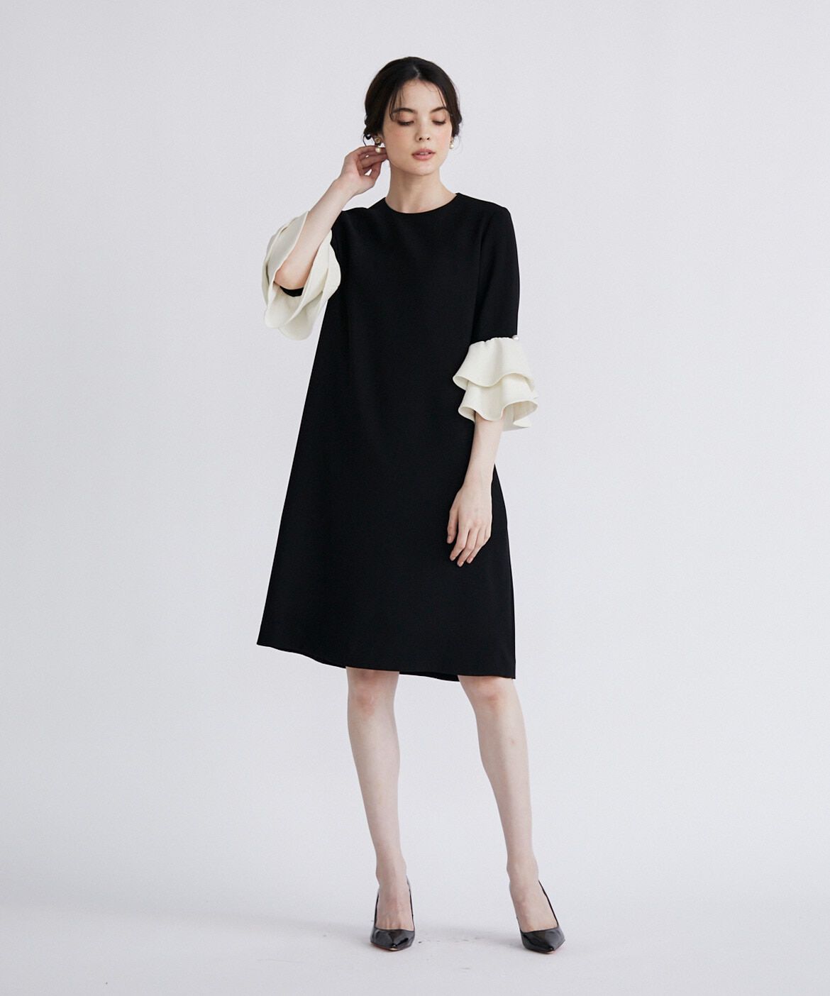 Maglie le cassetto「バイカラー袖フリルワンピース」|ワンピース|