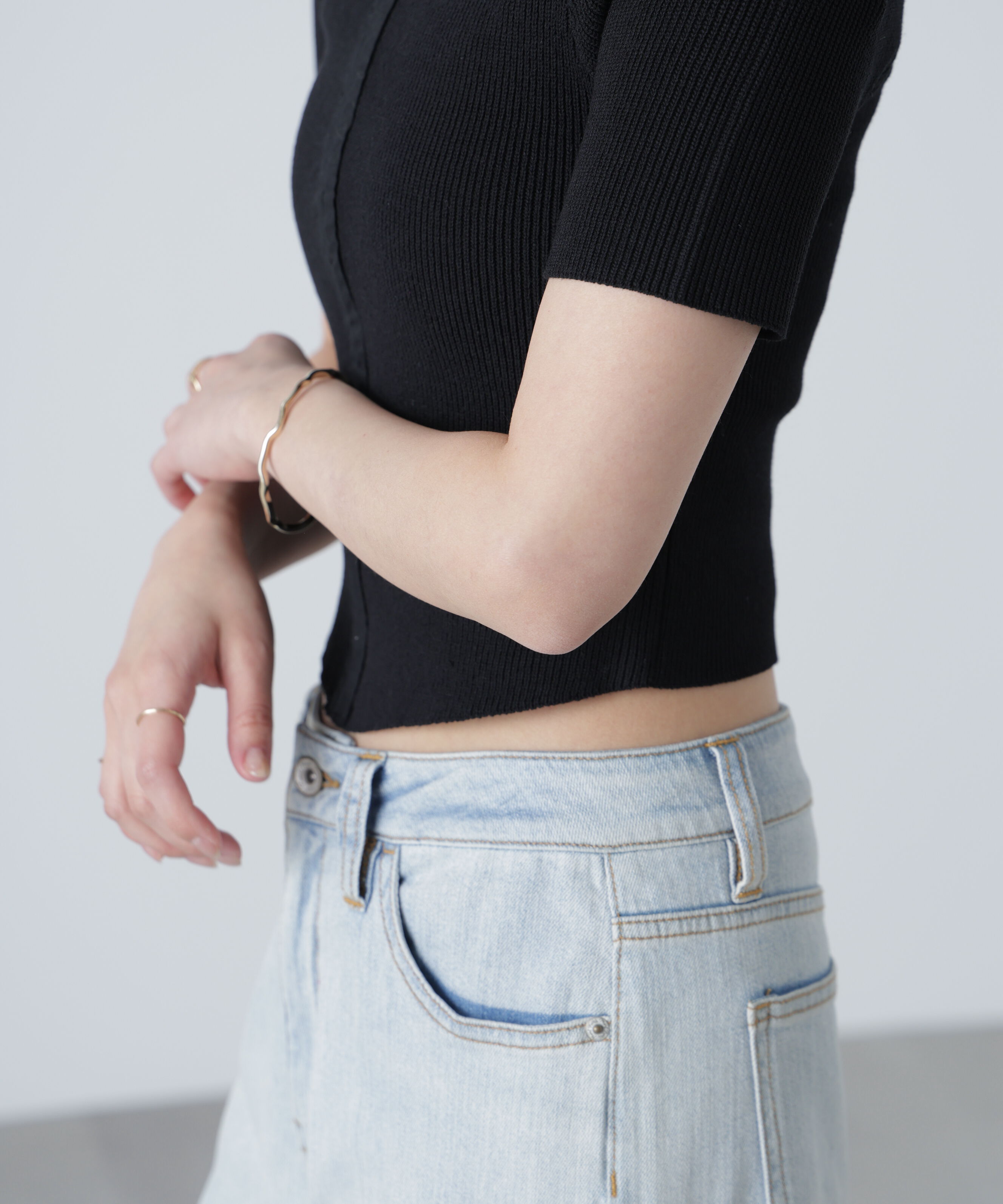  「フロントホックリブニット」|ニット・セーター|