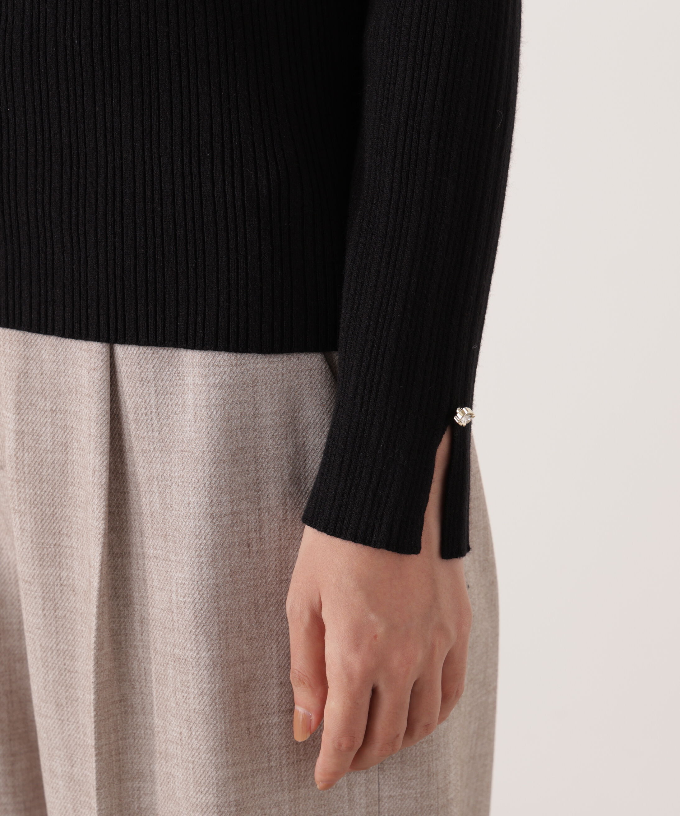 PROPORTION BODY DRESSING「ハートネックリブニット  25AW」|ニット・セーター|