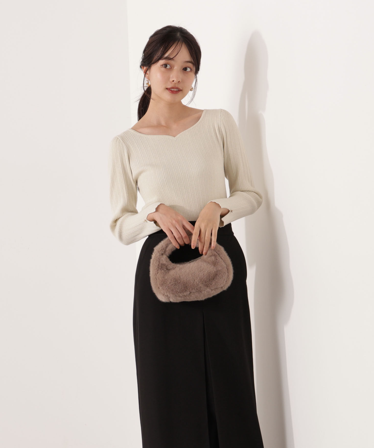 PROPORTION BODY DRESSING「ハートネックリブニット  25AW」|ニット・セーター|