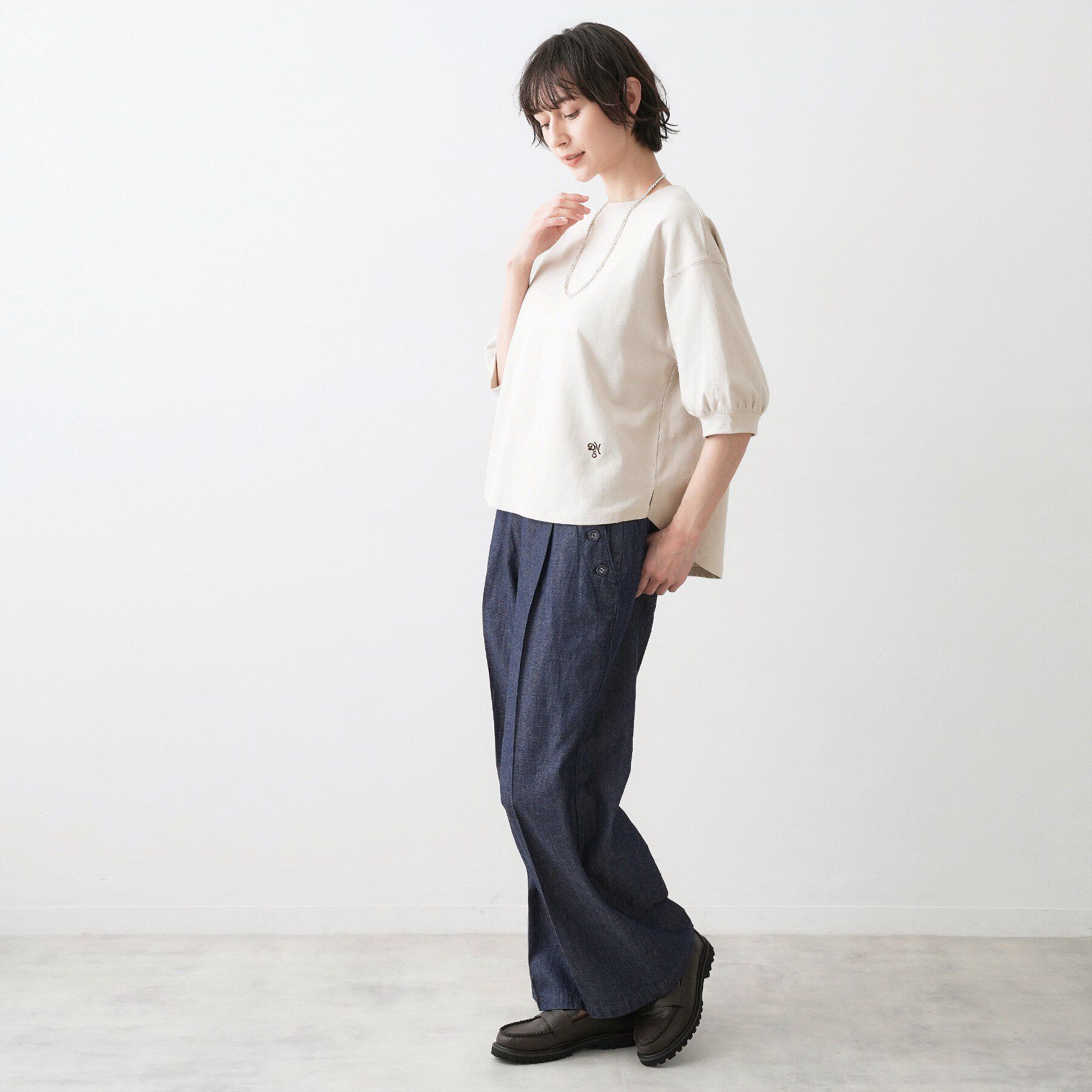 Dessin「【360度可愛い・洗える】バックヘンリーカットソー5分袖」|Tシャツ・カットソー|