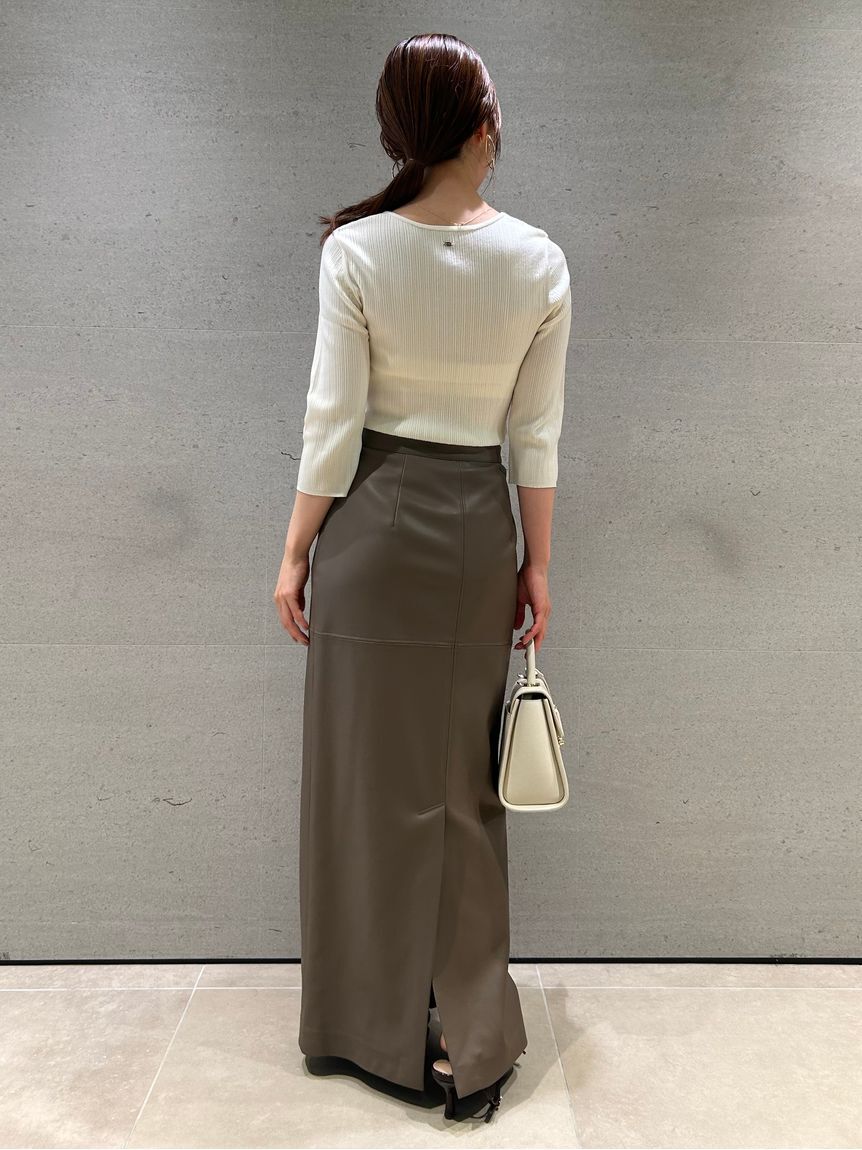 SNIDEL「Uネックシンプルリブニットプルオーバー」|ニット・セーター|