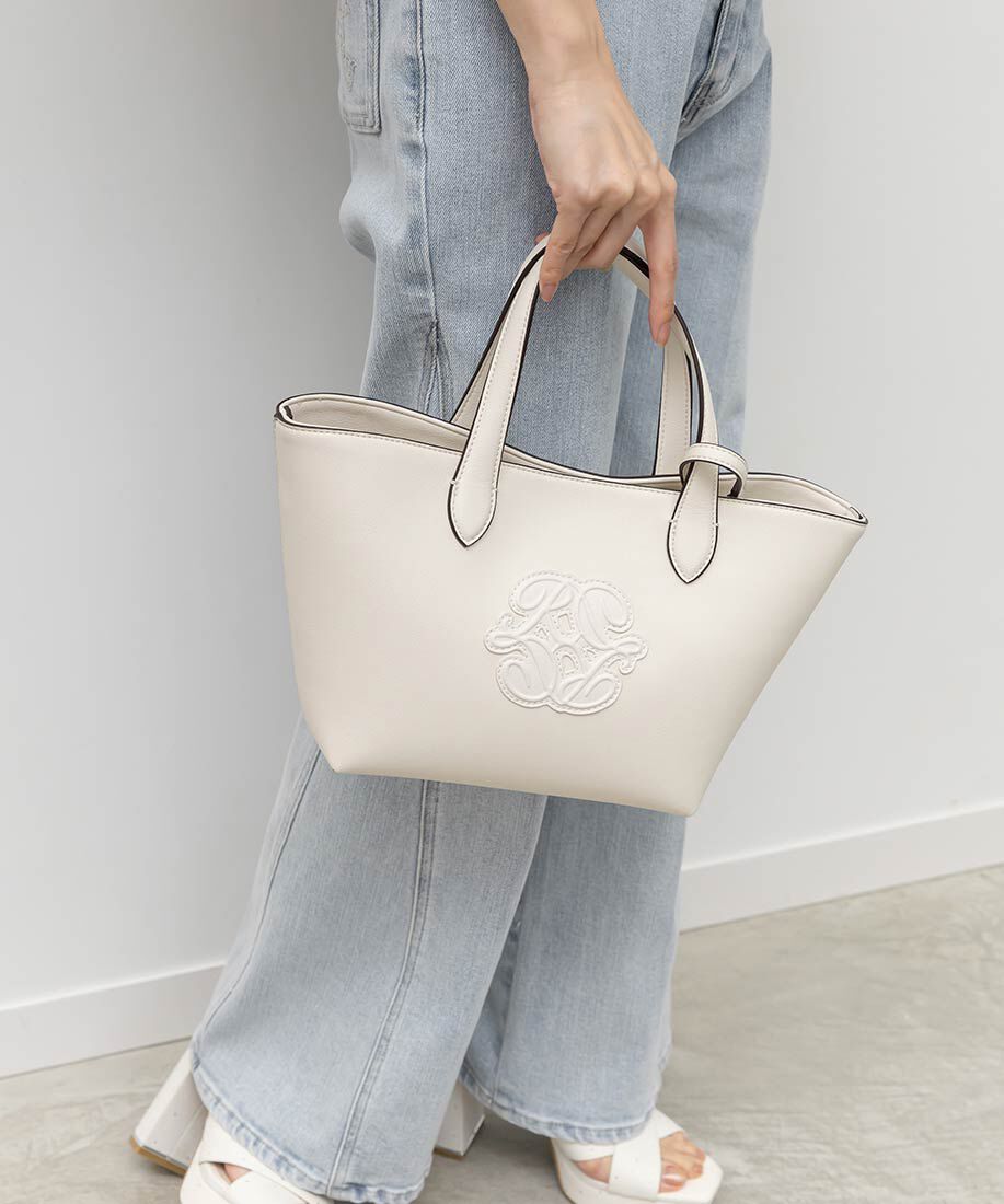  「2WAY ポーチ付きモノグラムエンボストートバッグ」|トートバッグ|