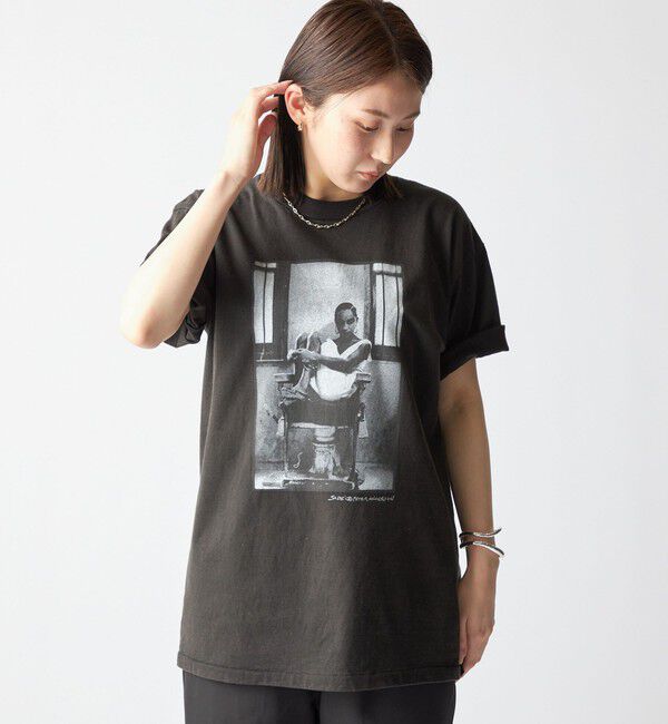SHIPS「SHIPS: 80S SADE フォト Tシャツ」|Tシャツ・カットソー|ブラック