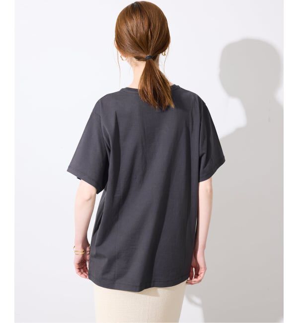 SLOBE IENA「La Hutte/ラ ユット SLOBE別注 ロゴTシャツ」|Tシャツ・カットソー|