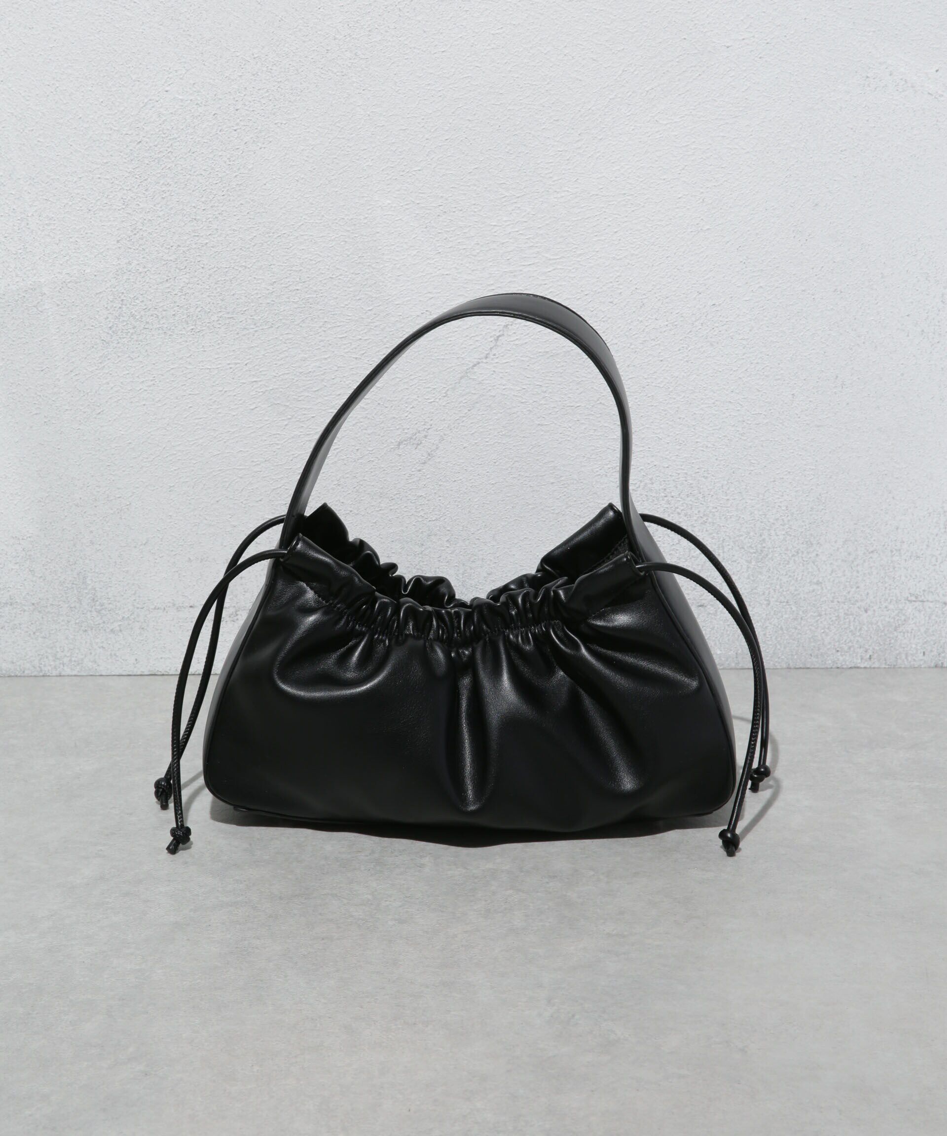 nano･universe「ギャザーハンドルバッグ」|ハンドバッグ|